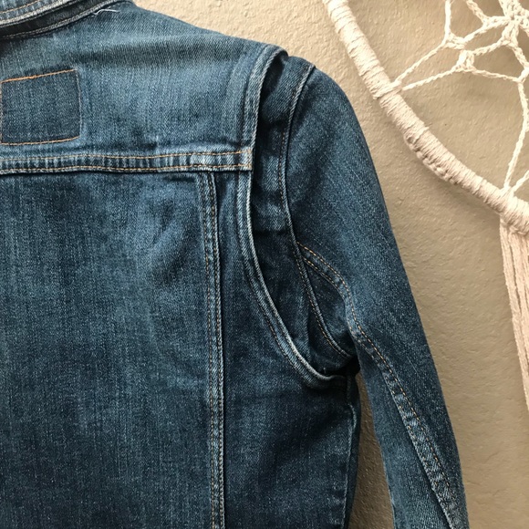 LEVI’S Denim Jean Jacket Size Medium - Picture 5 of 6